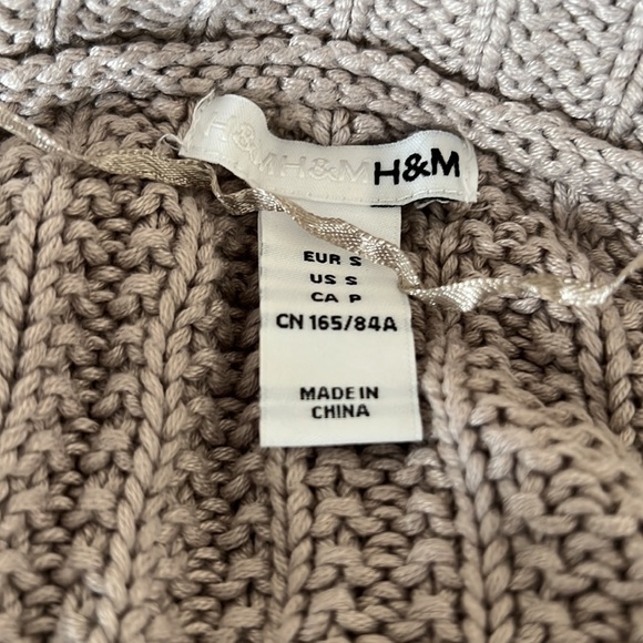 Taupe H&M Sweater/Shrug - Picture 4 of 5